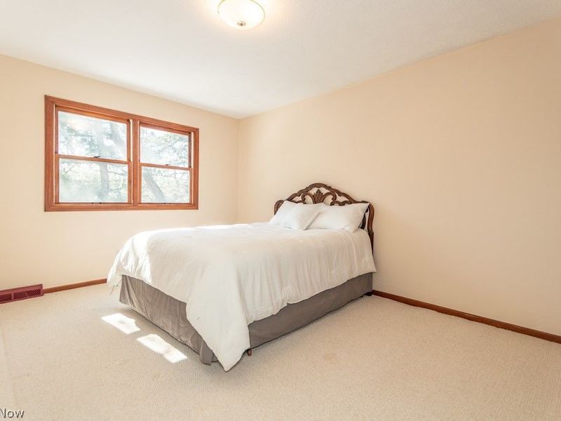 5034 Medhurst Avenue , Solon, OH 44139 Photo 21