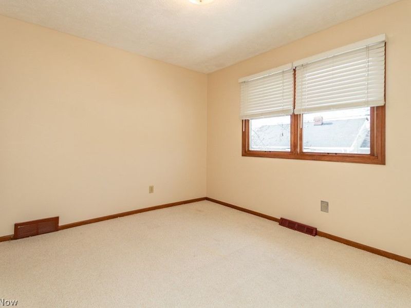 5034 Medhurst Avenue , Solon, OH 44139 Photo 26