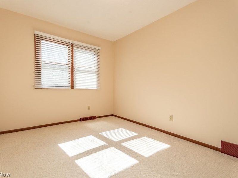 5034 Medhurst Avenue , Solon, OH 44139 Photo 30