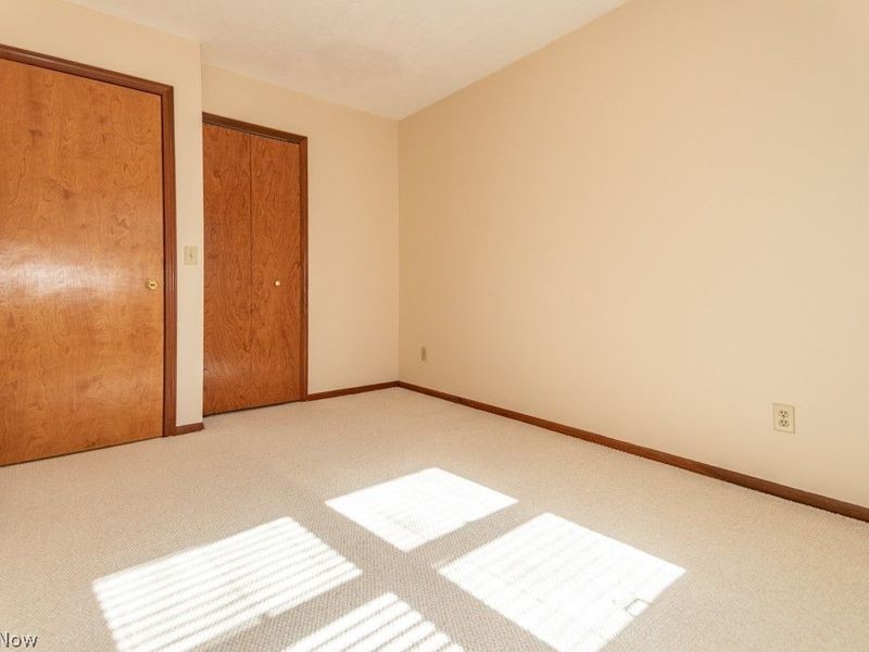 5034 Medhurst Avenue , Solon, OH 44139 Photo 32