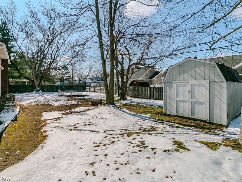 5034 Medhurst Avenue , Solon, OH 44139 Photo 38