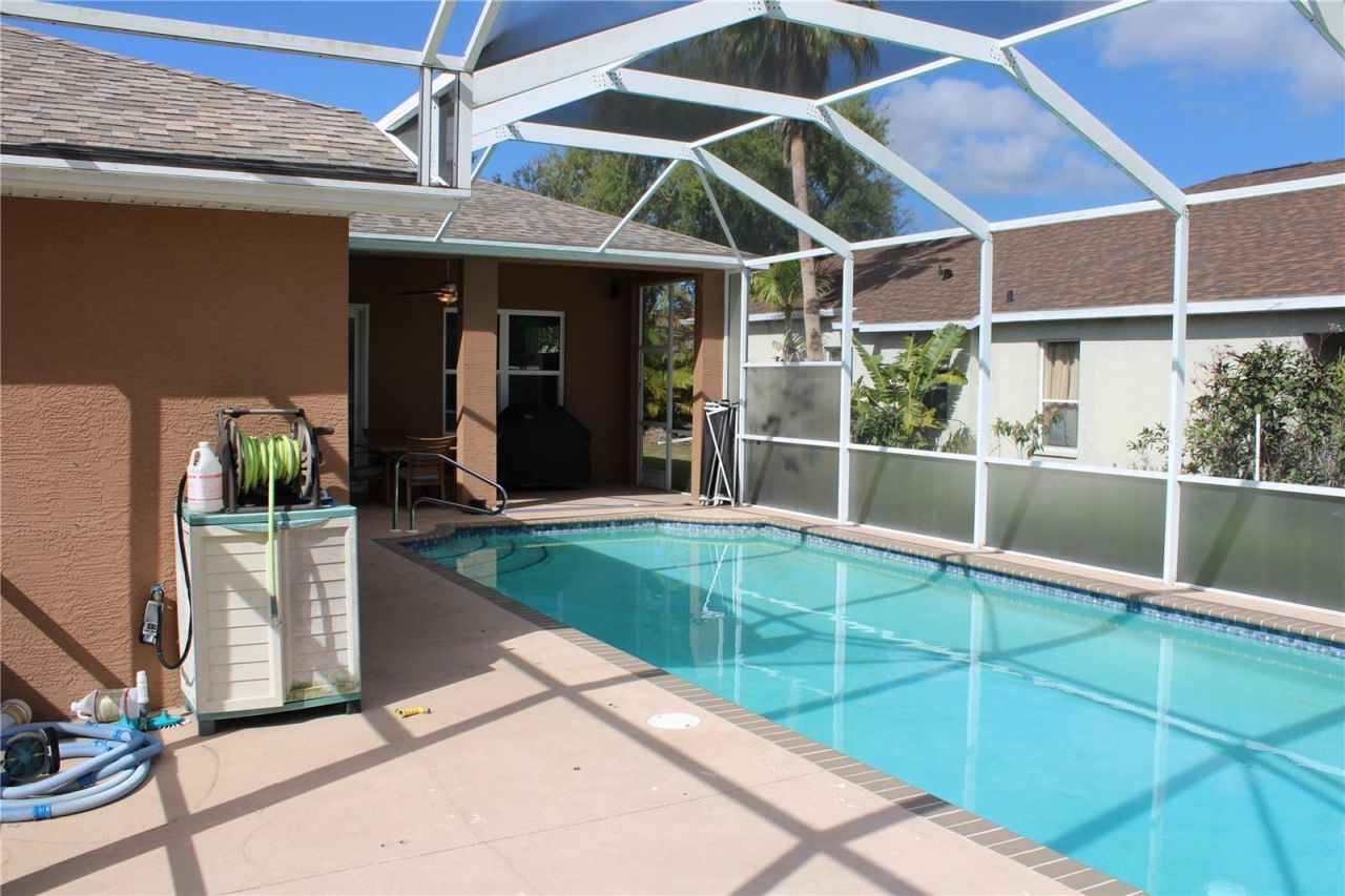 4423 Useppa Drive, Bradenton, FL 34203 Photo