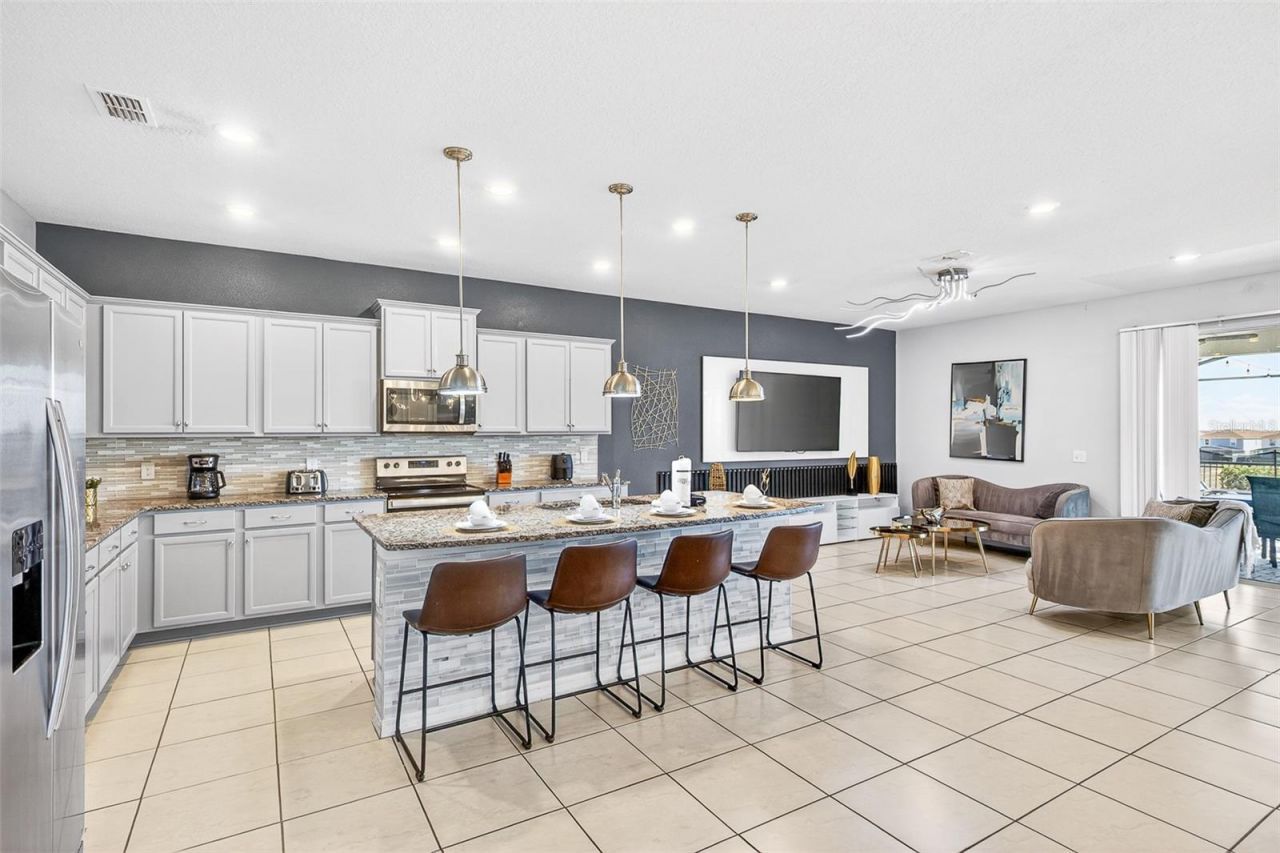 3711 Lana Avenue , Davenport, FL 33897 Photo