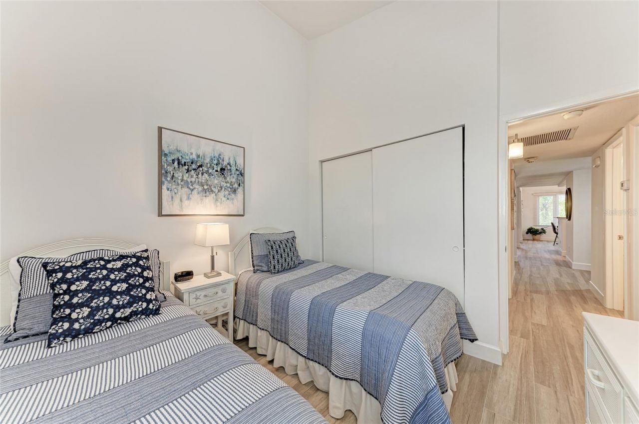 4725 Gulf Of Mexico Drive, Unit 309, Longboat Key, FL 34228 Photo