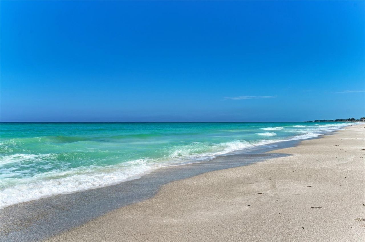 4725 Gulf Of Mexico Drive, Unit 309, Longboat Key, FL 34228 Photo