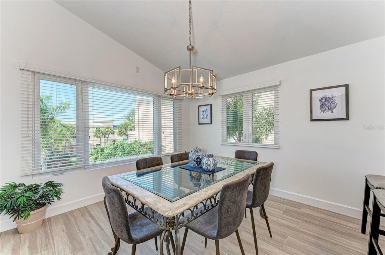 4725 Gulf Of Mexico Drive, Unit 309, Longboat Key, FL 34228 Photo