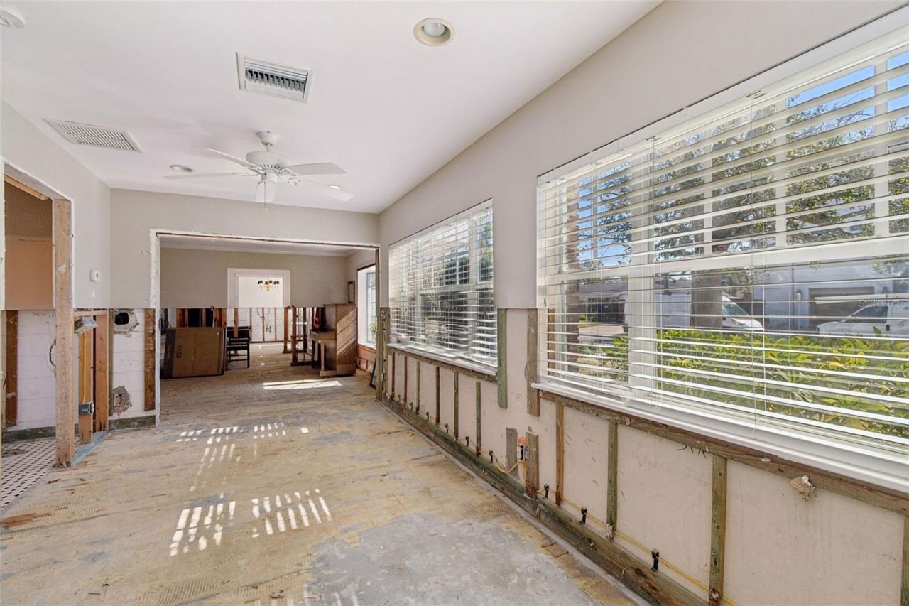19 Sandpiper Road, Tampa, FL 33609 Photo
