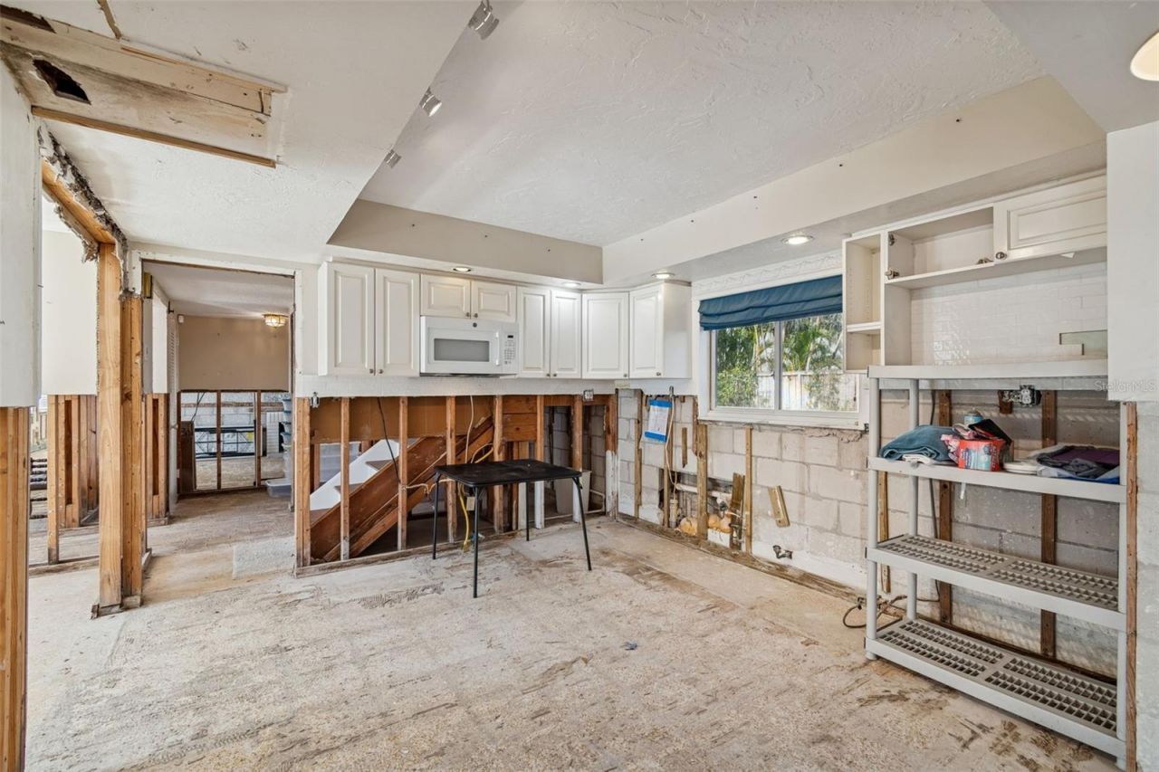 19 Sandpiper Road, Tampa, FL 33609 Photo