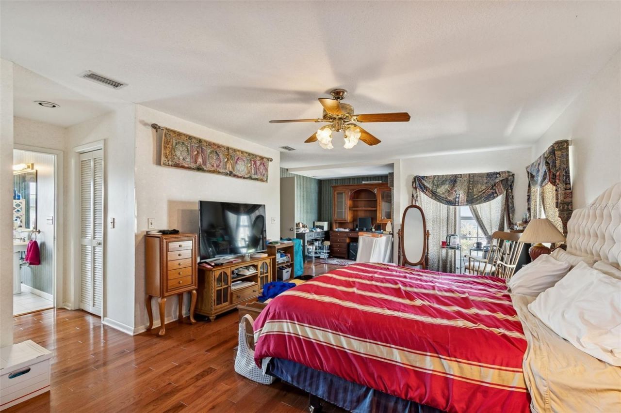 19 Sandpiper Road, Tampa, FL 33609 Photo