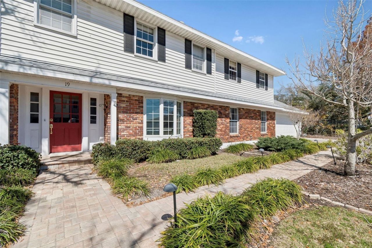 19 Sandpiper Road, Tampa, FL 33609 Photo