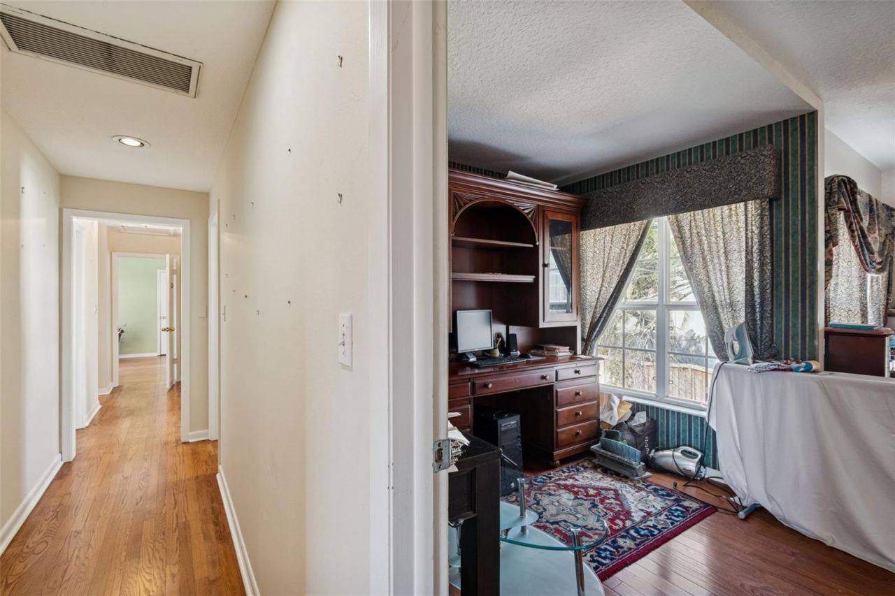 19 Sandpiper Road, Tampa, FL 33609 Photo
