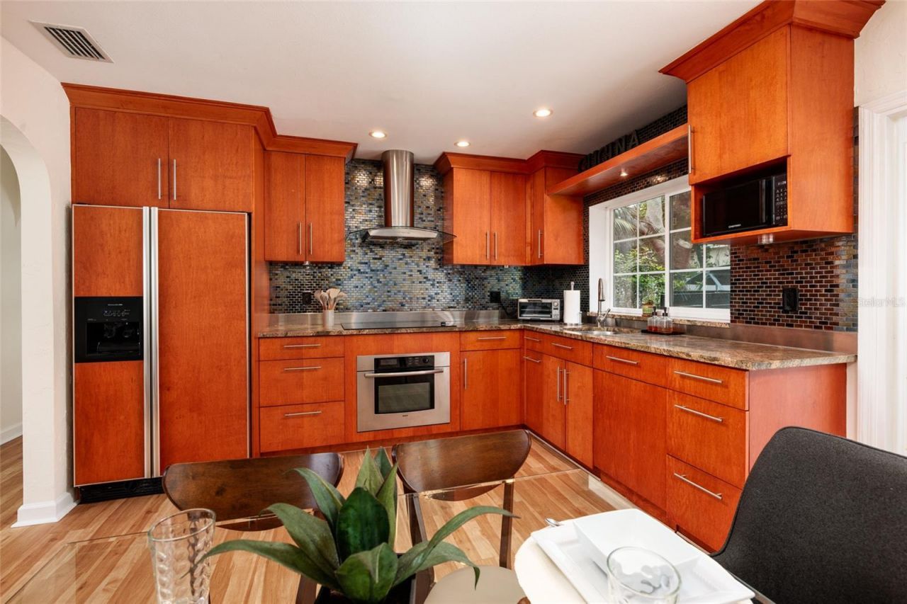 2209 Sunrise Drive Se, Saint Petersburg, FL 33705 Photo