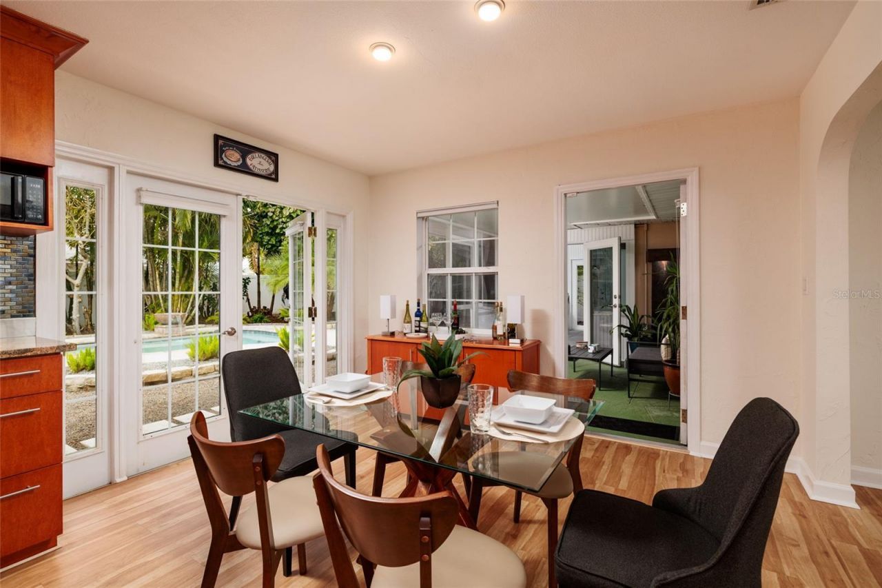 2209 Sunrise Drive Se, Saint Petersburg, FL 33705 Photo