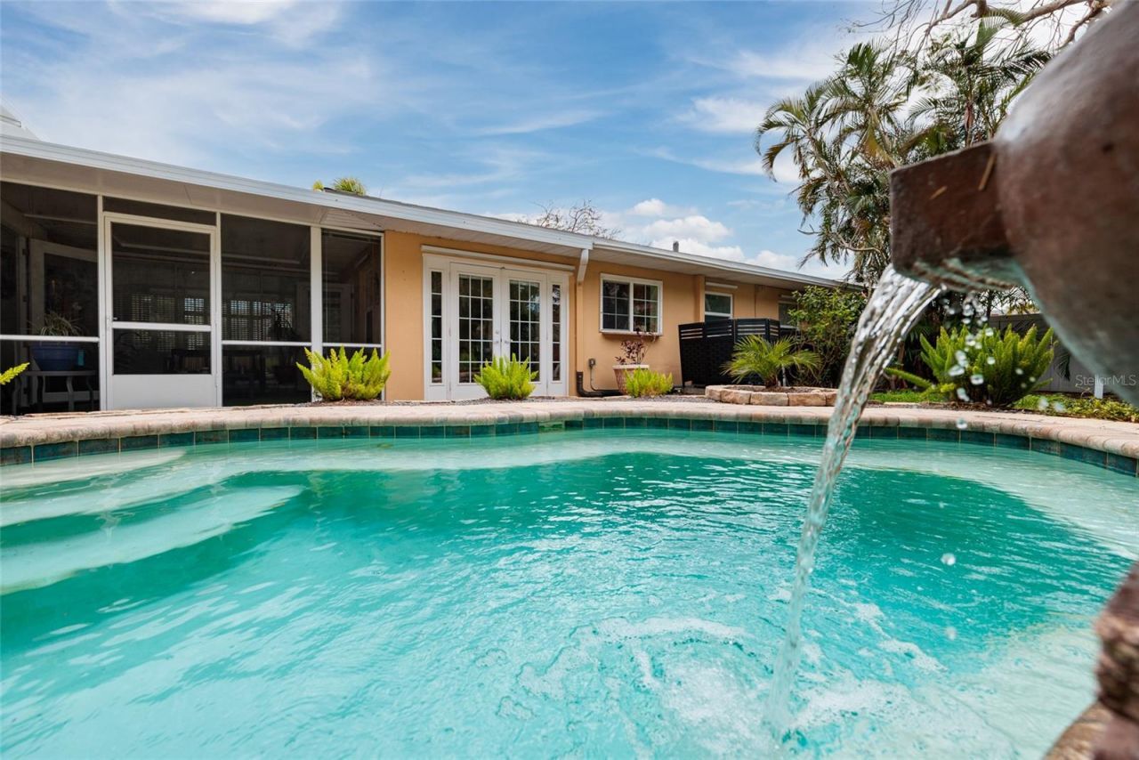 2209 Sunrise Drive Se, Saint Petersburg, FL 33705 Photo