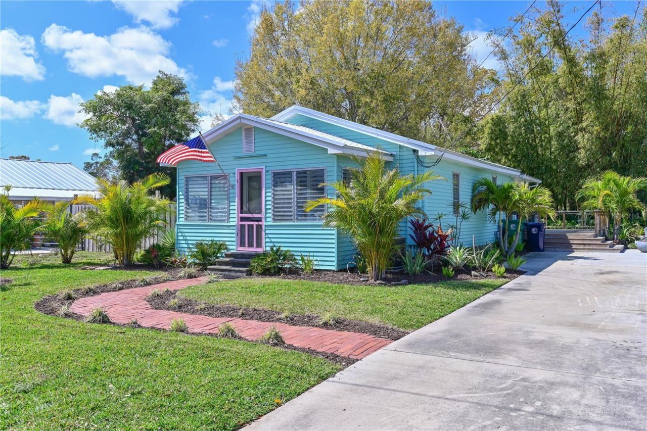 609 15th Avenue W, Palmetto, FL 34221 Photo