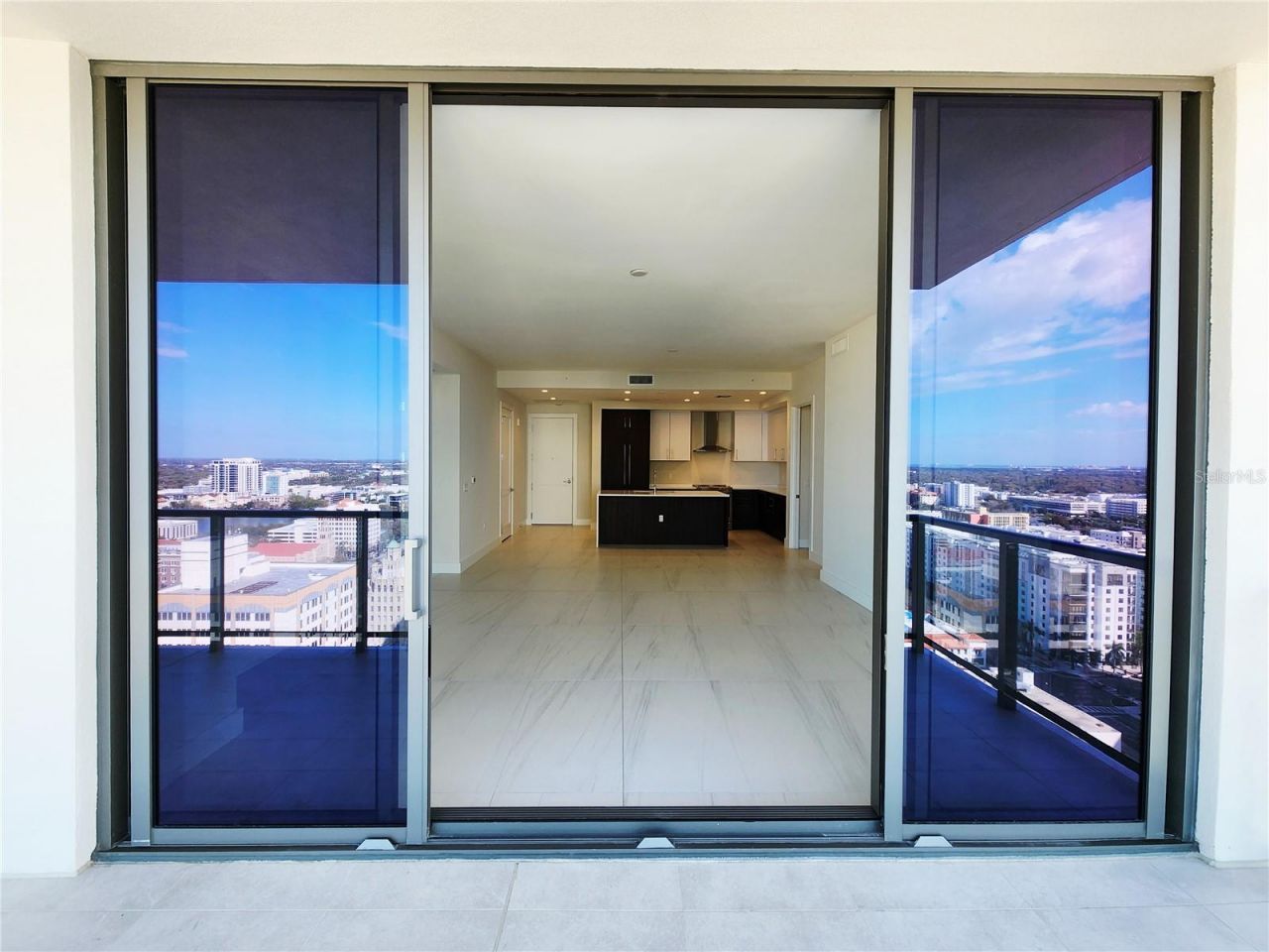 275 1st Avenue S, Unit 2307, Saint Petersburg, FL 33701 Photo