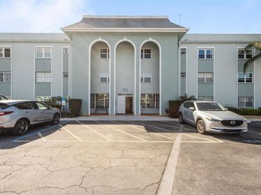 1706 BELLEAIR FOREST DRIVE, Unit 202, BELLEAIR, FL 33756