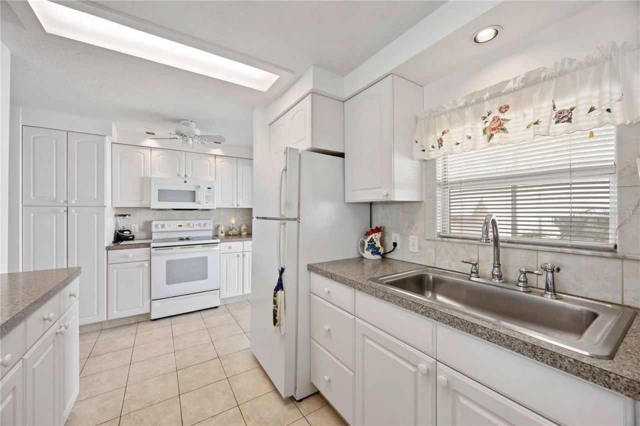 5 N Flora Vista Street, Englewood, FL 34223 Photo