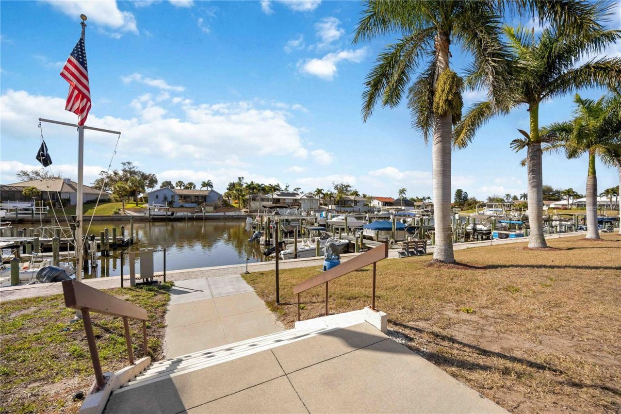 5 N Flora Vista Street, Englewood, FL 34223 Photo