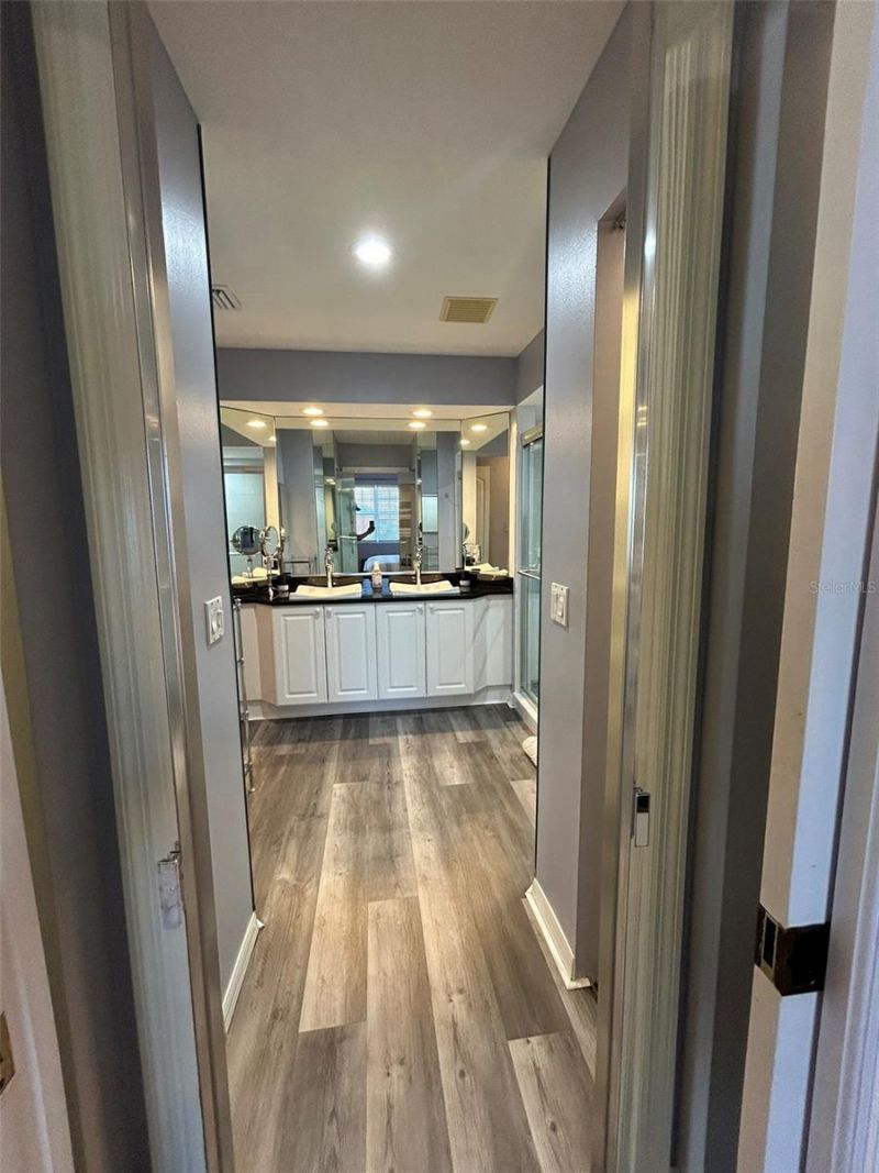 3701 54th Drive W, Unit 201, Bradenton, FL 34210 Photo