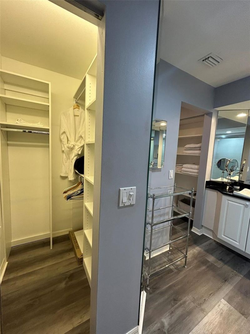 3701 54th Drive W, Unit 201, Bradenton, FL 34210 Photo