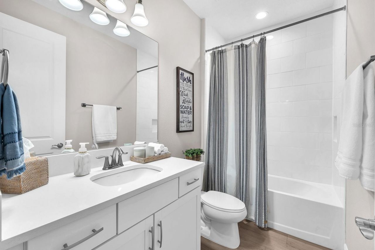 12928 Twin Bridges Drive , Riverview, FL 33579 Photo