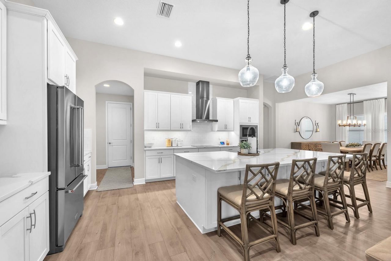 12928 Twin Bridges Drive , Riverview, FL 33579 Photo