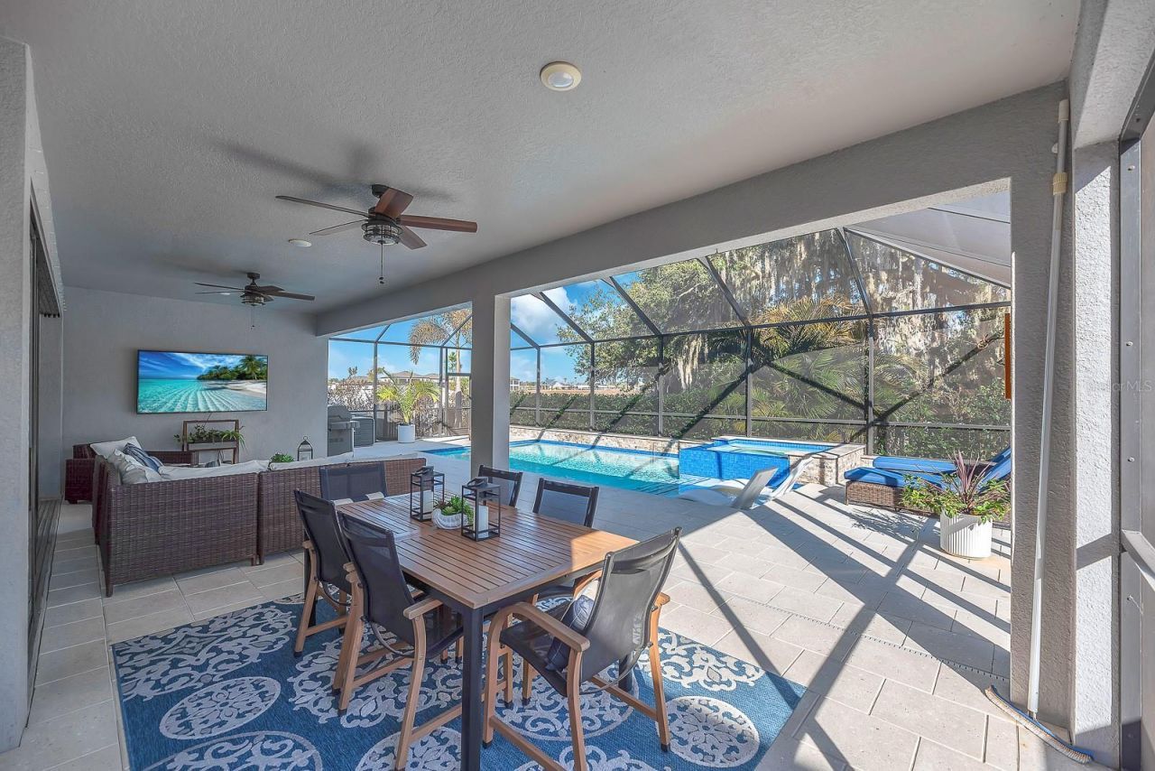 12928 Twin Bridges Drive , Riverview, FL 33579 Photo