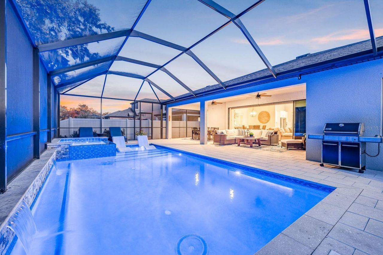 12928 Twin Bridges Drive , Riverview, FL 33579 Photo