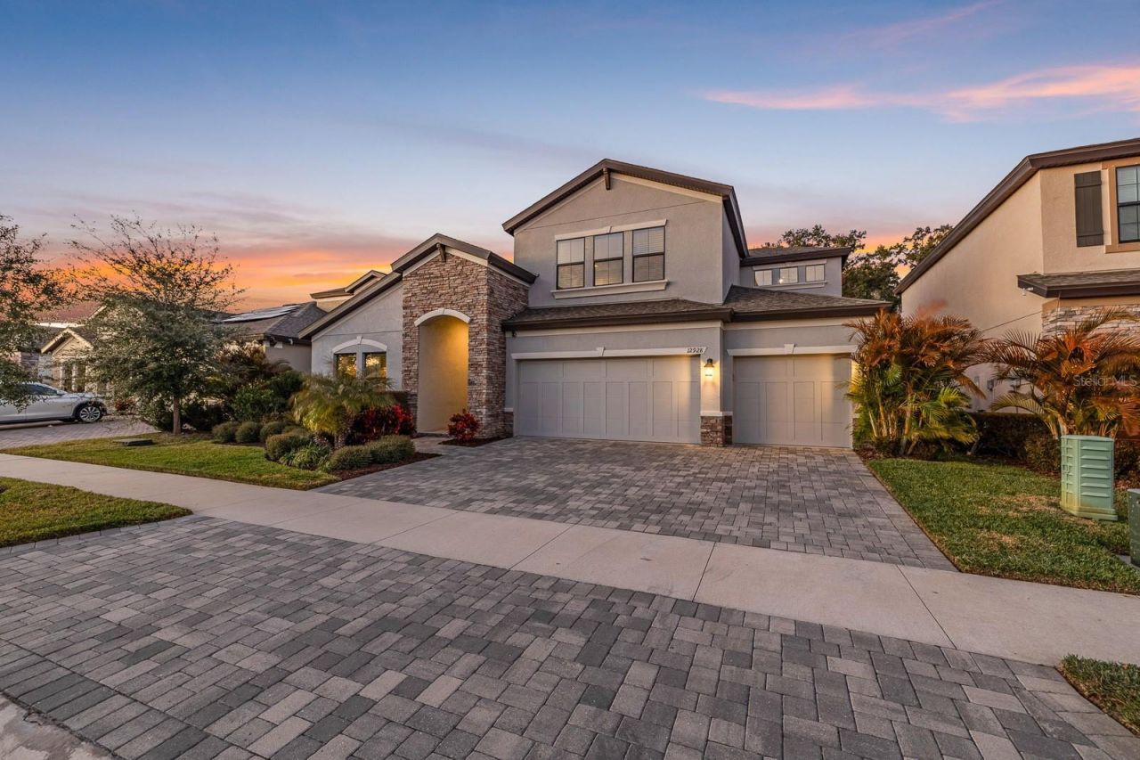 12928 Twin Bridges Drive , Riverview, FL 33579 Photo