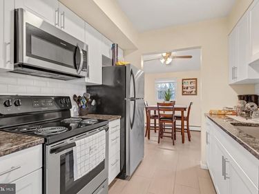 200 SPRUCE STREET, Unit A19, DOYLESTOWN, PA 18901