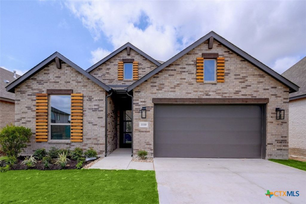 1110 Neria Loop, San Antonio, TX 78224 Main Photo