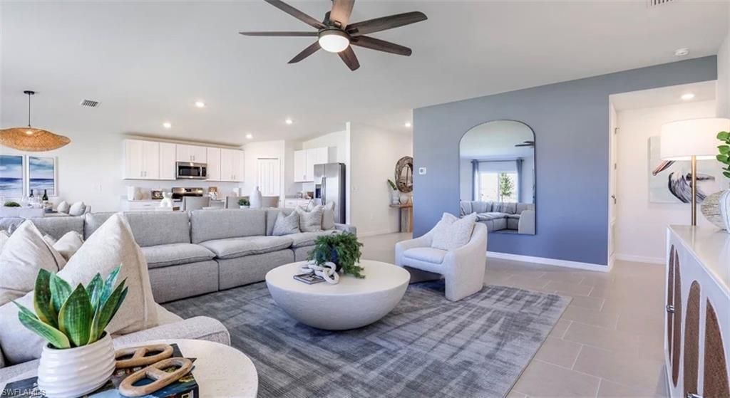 329 Marta Dr, Lehigh Acres, FL 33974 Photo