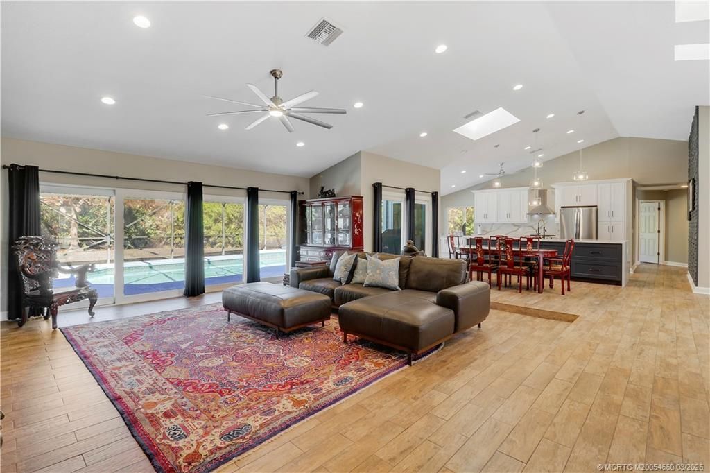 815 NE Stokes Terrace, Jensen Beach, FL 34957 Photo