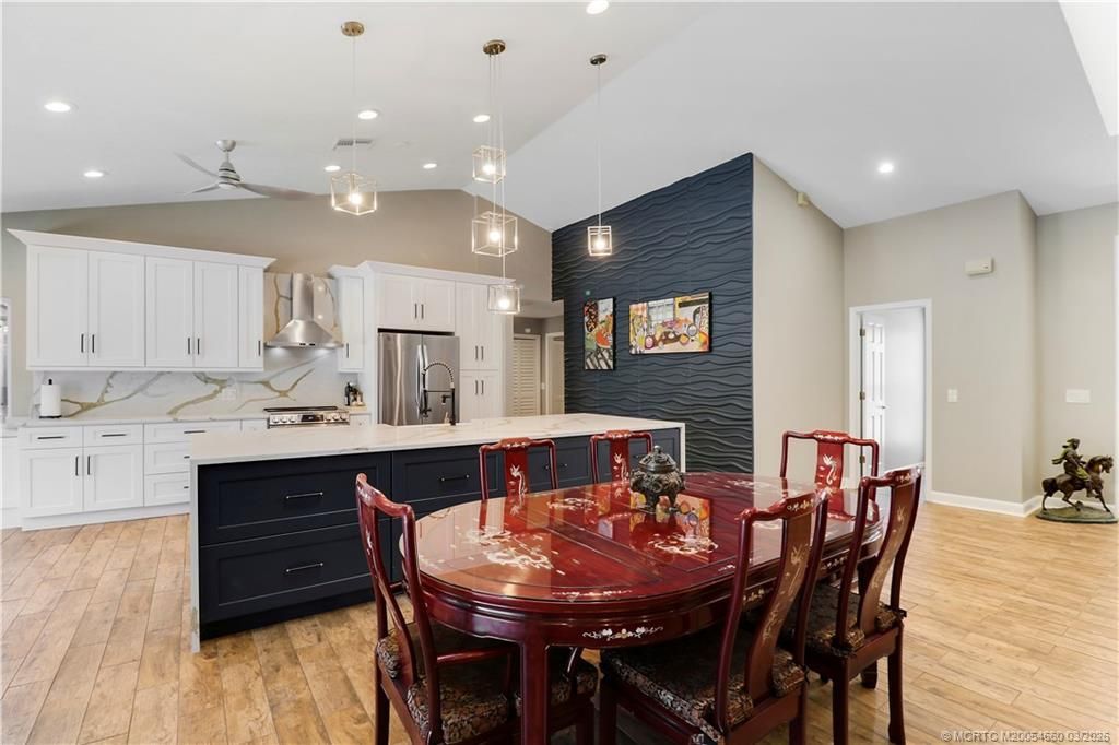 815 NE Stokes Terrace, Jensen Beach, FL 34957 Photo