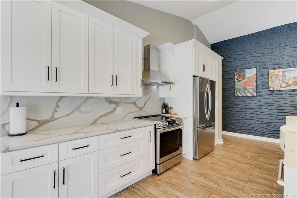 815 NE Stokes Terrace, Jensen Beach, FL 34957 Photo