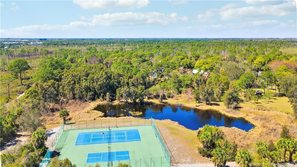 815 NE Stokes Terrace, Jensen Beach, FL 34957 Photo