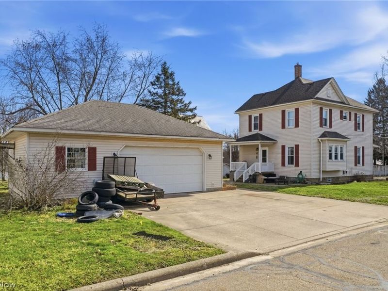 207 Harmon Avenue NE, Brewster, OH 44613 Photo 22