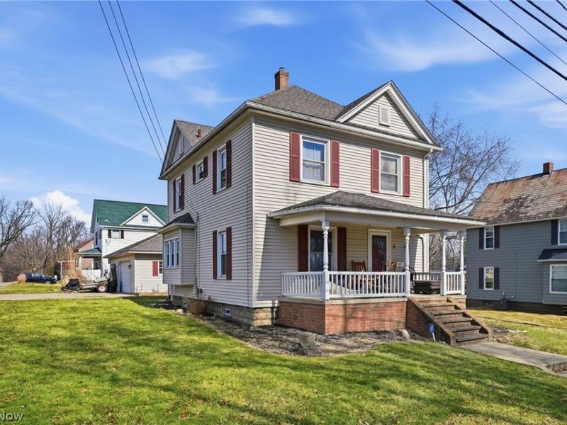 207 Harmon Avenue NE, Brewster, OH 44613 Photo 3