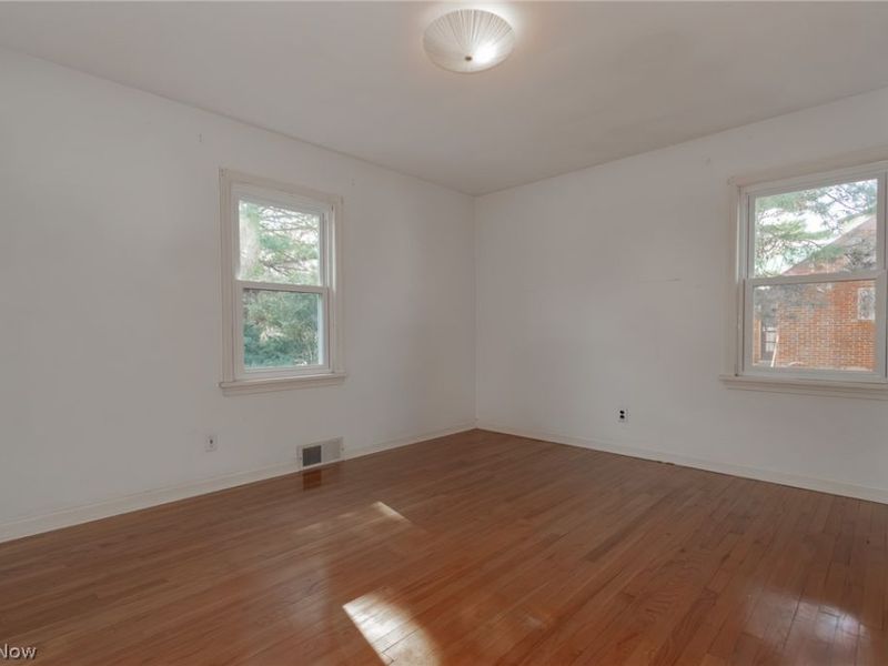 2078 Miami Road , Euclid, OH 44117 Photo 21