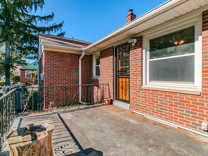 2078 Miami Road , Euclid, OH 44117 Photo 35