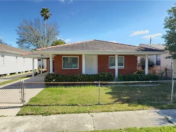 545 MAPLE Avenue , Harvey, LA 70058