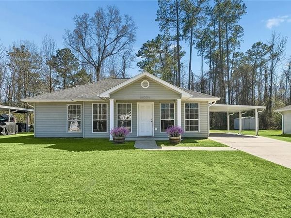 14664 CYPRESS HOLLOW Drive , Ponchatoula, LA 70454