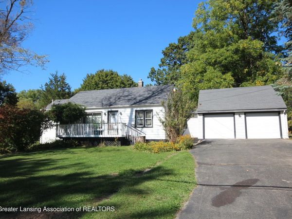 1694 W Solon Road, DeWitt, MI 48820