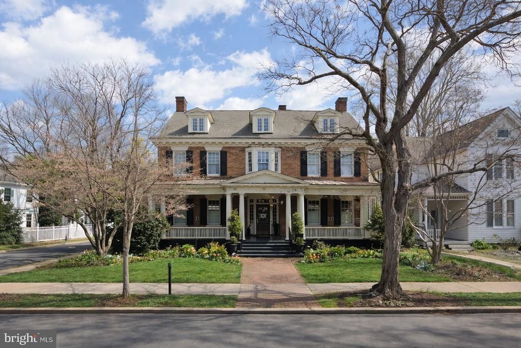 1111 PRINCE EDWARD STREET, FREDERICKSBURG, VA 22401