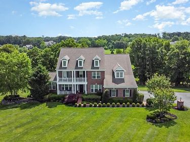 23044 CREIGHTON FARMS DRIVE, LEESBURG, VA 20175