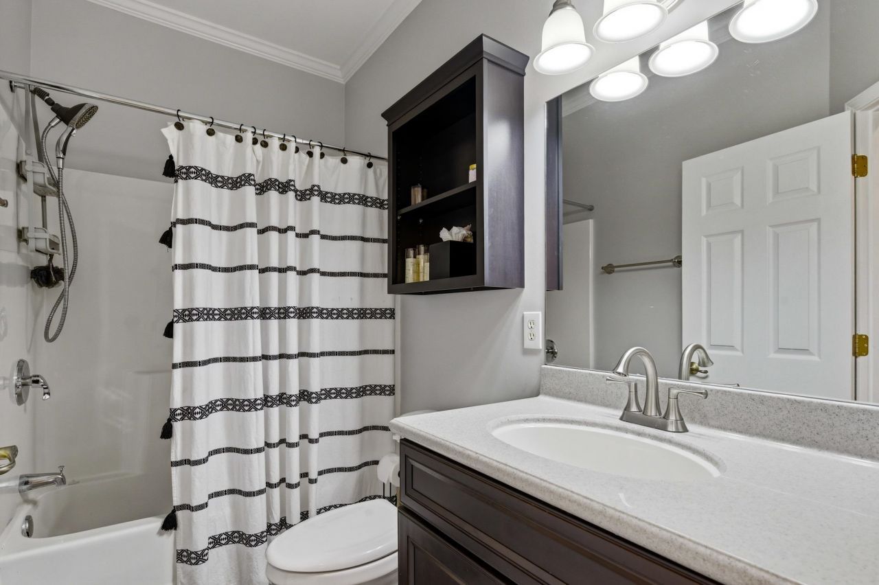 5026 Belleglen Court  Photo 22