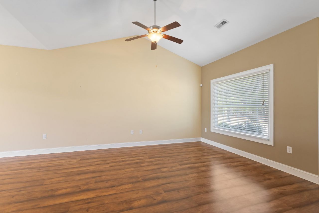 1100 Eureka Trail Photo 11