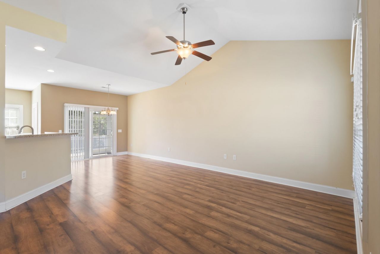 1100 Eureka Trail Photo 8