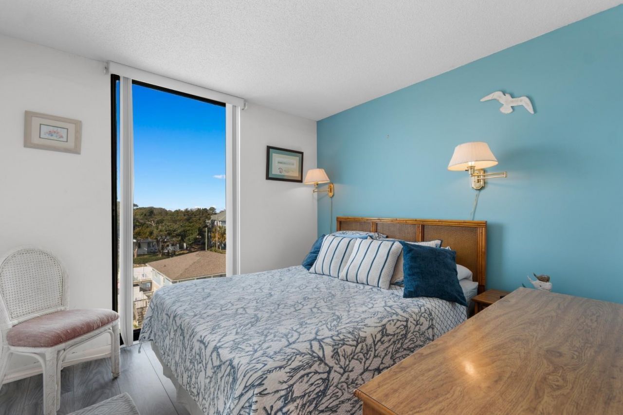 1425 S Ocean Blvd. Photo 21